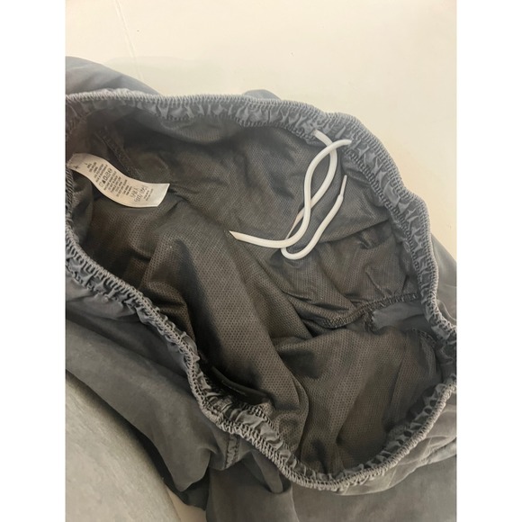 Stussy Gray Washed Nylon Drawstring Cargo Shorts Men's Size Large.     Dd - Picture 5 of 8